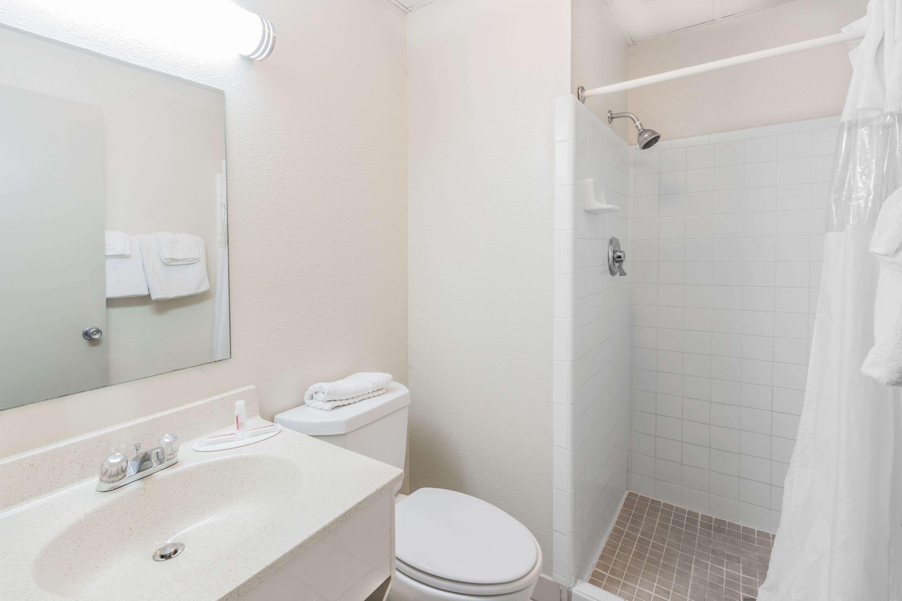 Super 8 By Wyndham Knoxville Downtown Area Luaran gambar